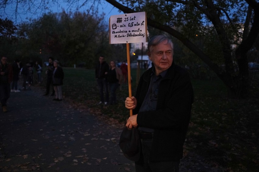 Warszawa, Bielany: Wypadek na Sokratesa. Protest przeciwko zabijaniu pieszych na drogach [ZDJĘCIA] [WIDEO]