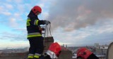 Pożar przy ul. Podgórnej w Bydgoszczy. Paliła się sadza w kominie [wideo]