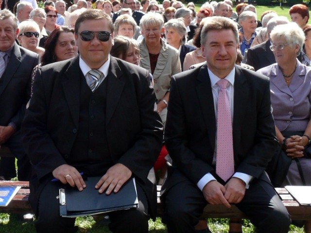 Ryszard Ogonowski (z lewej) i wójt Paweł Kwiatkowski