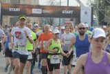 PKO Poznań Półmaraton 2019: Poznaniaków czekają utrudnienia na drogach. Tędy pobiegnie wyścig [TRASA]