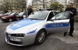 Policyjna Alfa 159 w rytmie miasta