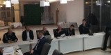 Zarząd Powiatowego Związku OSP RP w Oleśnicy na spotkaniu sprawozdawczo-wyborczym