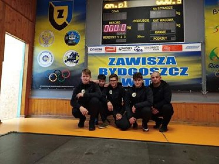 XV Turniej Młodzików o Puchar Zawiszy Czarnego w Bydgoszczy. Młodzi ciężarowcy z LKS Żuławy wrócili z medalami.