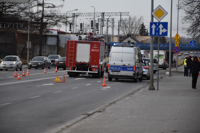 Wypadek na skrzyżowaniu ul. Krakowskiej i Kochanowskiego