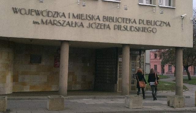 Ok. pół tysiąca osób przetrzymuje książki z Biblioteki im. Piłsudskiego przy ul. Gdańskiej.