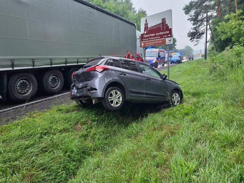 Wypadek w Sulejowie na DK74 (ulica Konecka), 26.07.2021