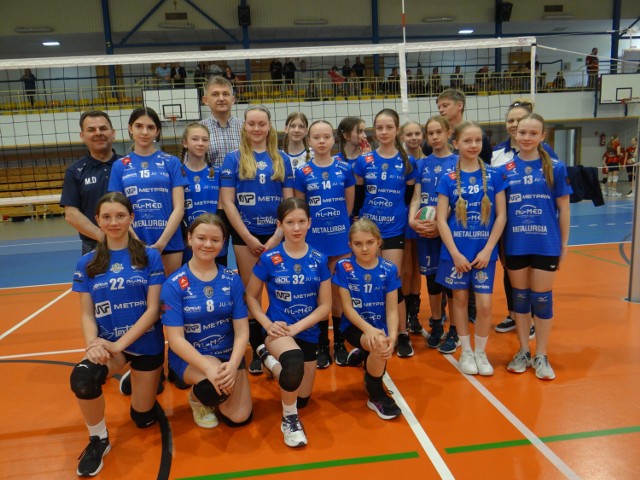 Trzy zespoły siatkarek Volley Radomsko walczą w półfinałowym turnieju czwórek "Kinder Joy of moving" w Radomsku