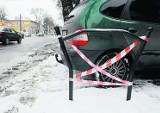 Ul. Zamojska: Stojak zablokował miejsca parkingowe?