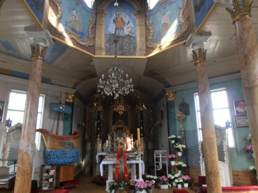 Łomnica - kościół drewniany pw. Świętego Wawrzyńca [zdjęcia]