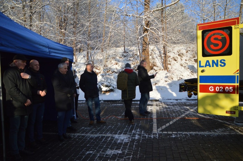 Najnowocześniejsza w województwie karetka już jeździ w Bytowie. Kosztowała prawie 800 tys. zł | ZDJĘCIA, WIDEO