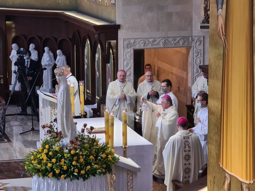 Ojciec Tadeusz Rydzyk nie złamał prawa. Nie będzie kary za urodziny Radia Maryja w Toruniu podczas pandemii!