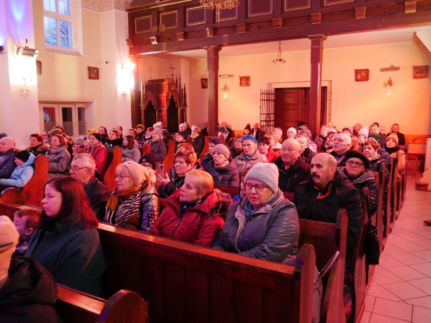 Koncert księdza Bogdana Skowrońskiego w parafii św. Andrzeja...