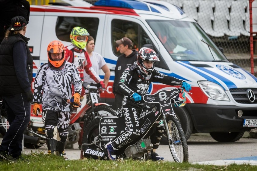 Trening na dużym torze Polonii Bydgoszcz w dniu 13 maja 2019...