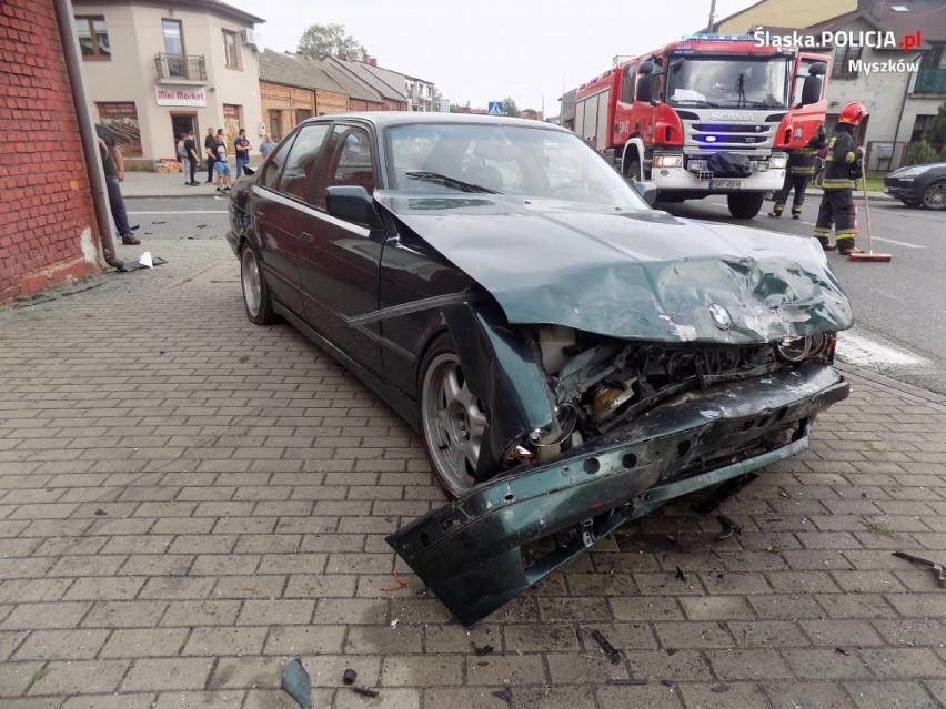 Dwa wypadki w gminie Koziegłowy. Cztery osoby zostały ranne [ZDJĘCIA]