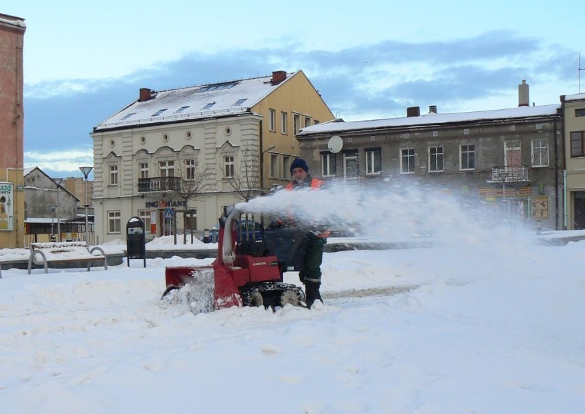 Odśnieżarka chodników w akcji