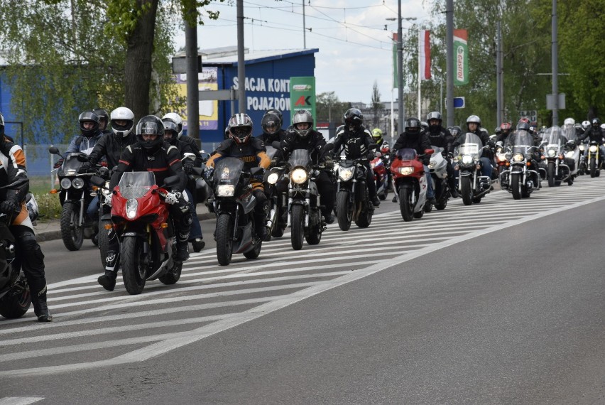 Ryk silników, wielka parada. Rozpoczęcie sezonu motocyklowego 2019 w Elblągu