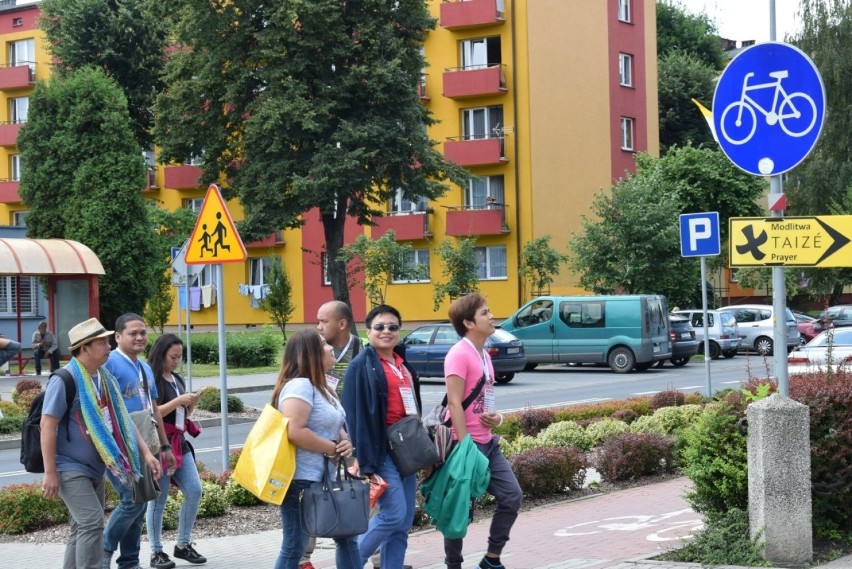 ŚDM 2016 Oświęcim. Kolejne grupy pielgrzymów przyjechały zwiedzić miasto [ZDJĘCIA]