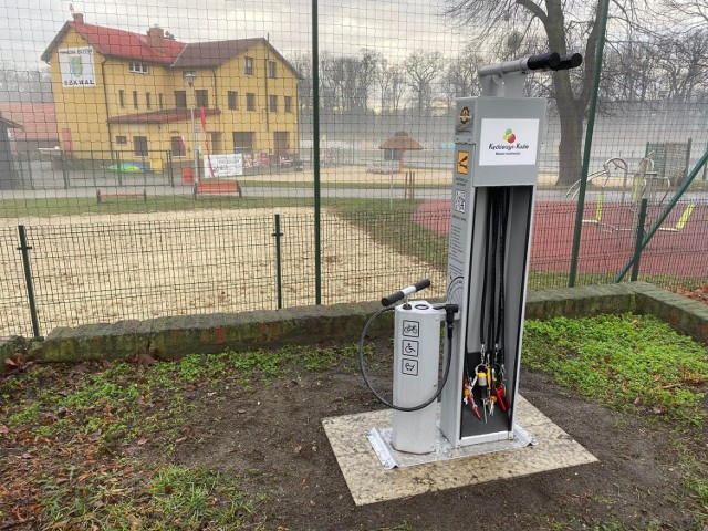 Stacje do naprawy rowerów znajdują się w sumie w pięciu lokalizacjach.