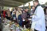 Wielkanoc 2022. Święcenie pokarmów w parafii Narodzenia NMP w Bełchatowie. Zobaczcie wielkanocne koszyczki