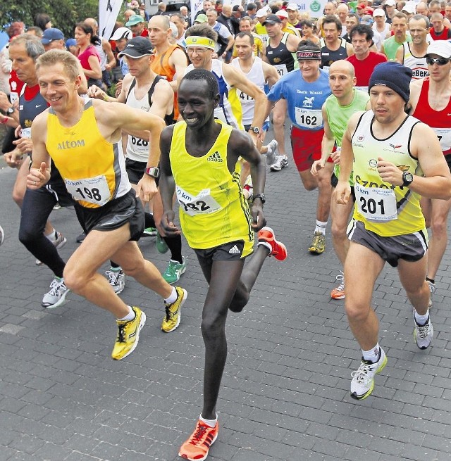 Już 12 maja na ulicach Swarzędza zaroi się od biegaczy. Rok temu tempo dyktowali głównie zawodnicy z Kenii