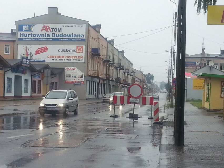 Remont ulicy Warszawskiej w Tomaszowie: W środę zamknięcie kolejnego odcinka