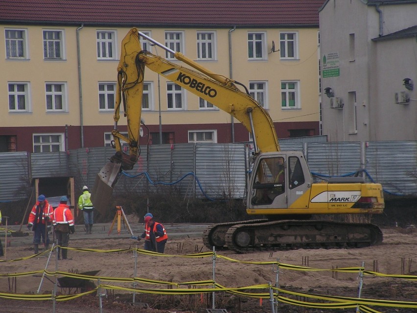 Styczeń 2011: rozpoczęcie prac na budowie galerii NoVa Park