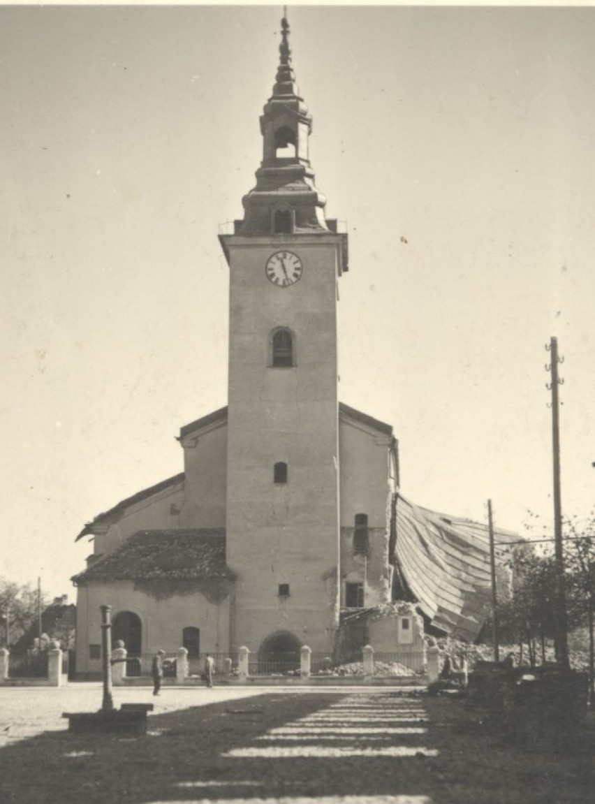 Zbombardowany kościół parafialny