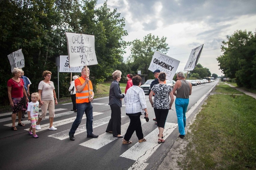 Blokada w Nowosolnej. Mieszkańcy protestują [ZDJĘCIA]