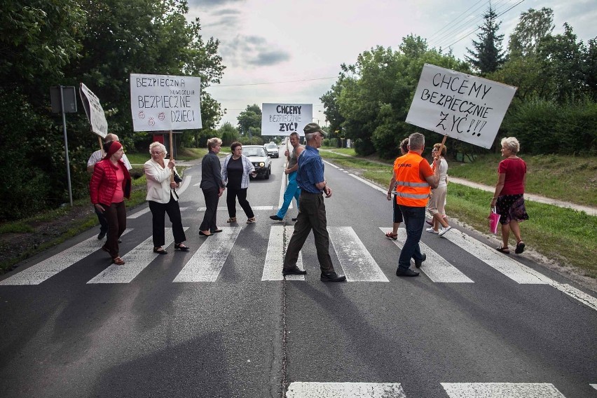 Blokada w Nowosolnej. Mieszkańcy protestują [ZDJĘCIA]