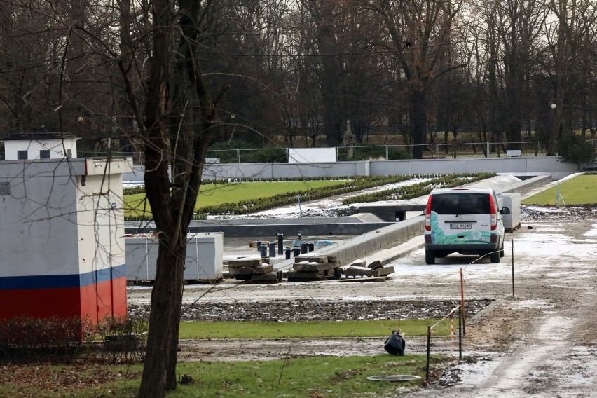 Inauguracja grających fontann na wiosnę w legnickim Parku Miejskim