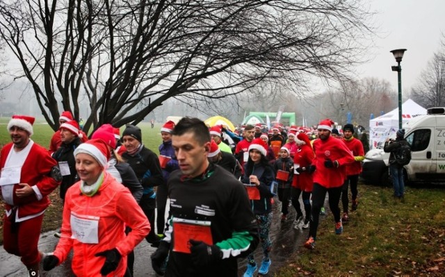 Mikołajki w Chorzowie: Po raz drugi w Parku Śląskim odbędzie się bieg mikołajkowy