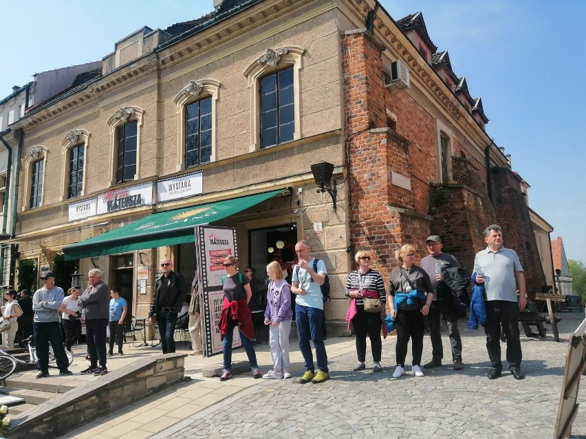 Długi, majowy przyciągnął do Królewskiego Miasta tysiące...