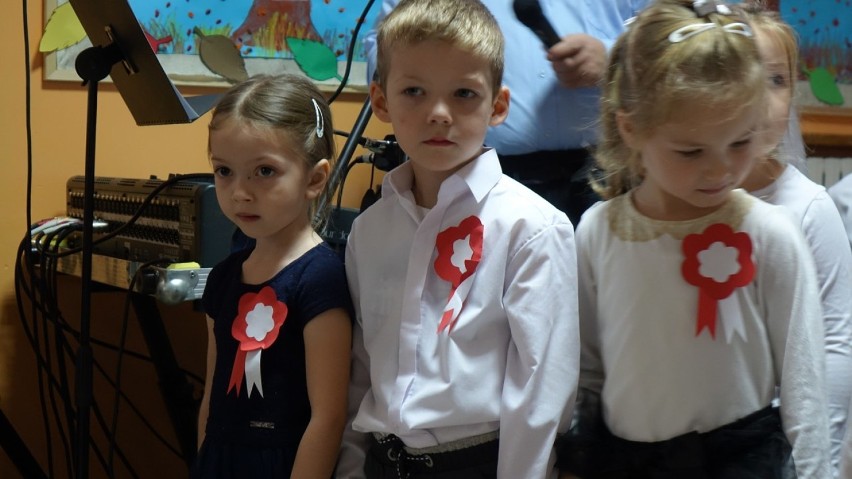 Przedszkolaki z "Bajki" uczciły setną rocznicę odzyskania niepodległości [ZDJĘCIA]