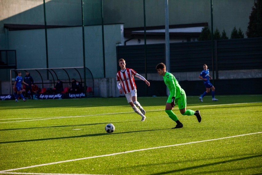 Mecz CLJ U-17 Cracovia - Wisła Kraków na sztucznym boisku...