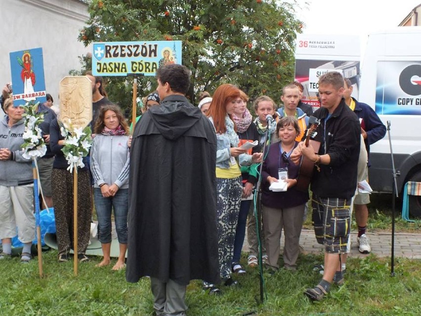 Rzeszowska Piesza Pielgrzymka na Jasną Górę. Tak było rok...