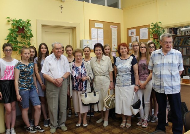 Do szkoły po 64 latach wrócili absolwenci inowrocławskiego "Chemika".