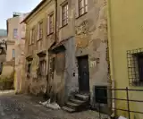 Remont kamienicy na Starym Mieście w Lublinie. Nieruchomość przy ul. Ku Farze przestanie straszyć?
