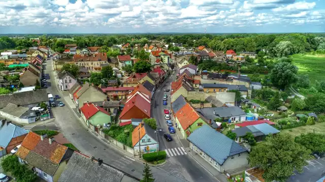 Wzięliśmy pod lupę budżet Trzciela. Sprawdziliśmy jakie inwestycje i remonty są planowane na terenie wsi. W gratisie dorzuciliśmy galerię zdjęć Trzciela!