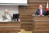 Rada Miejska w Tczewie: koniec prywaty radnych na sesjach?