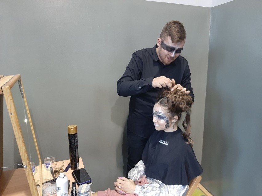 Konkurs fryzjerski w Zespole Szkół nr 4 w Lesznie