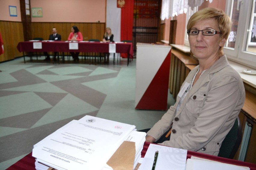 Referendum Czerwionka-Leszczyny: mieszkańcy głosują. Zdjęcia...