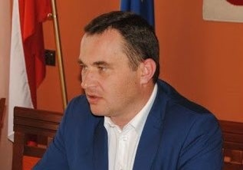 Koronawirus. Burmistrz Włoszczowy apeluje o załatwianie spraw później lub online