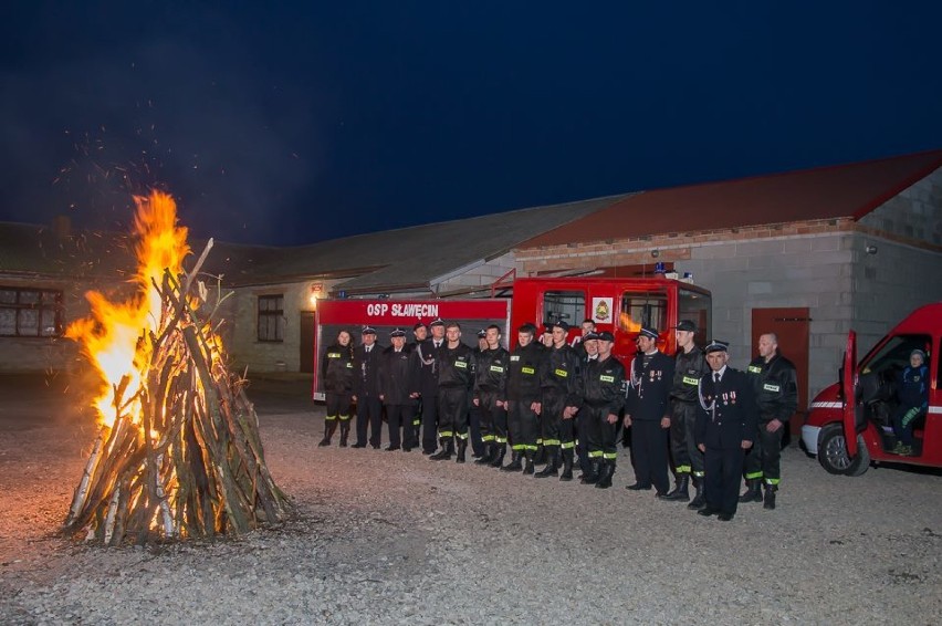 Strażackie ogniska na Chrzest Polski