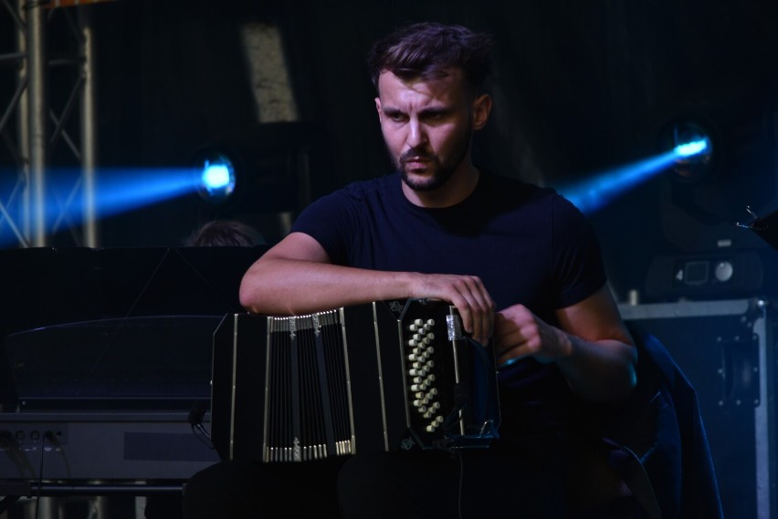 Gorlice. Festiwal 4 Strony Karpat. Na scenie LemJazz i Bandonegro. Kto nie przyszedł, niech  żałuje, bo ominęła go dawka genialnej muzyki