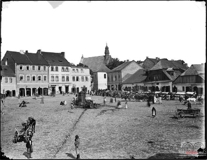 Lata 1885-1895 , Rynek w Chrzanowie.