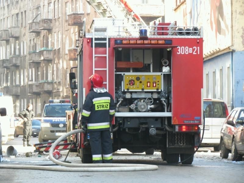 Wrocław: Wybuch gazu przy Żeromskiego. Są ranni (ZDJĘCIA)