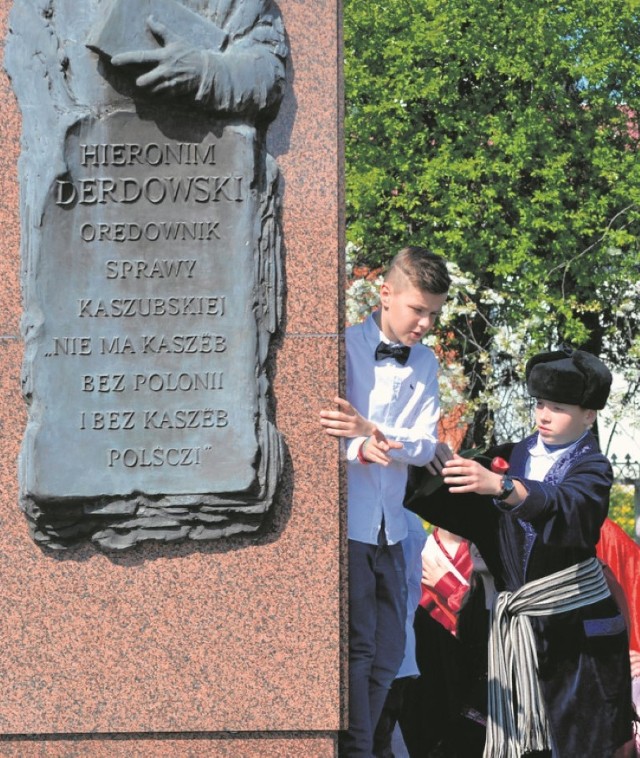 Część artystyczną wykonają uczniowie z rumskiej SP6