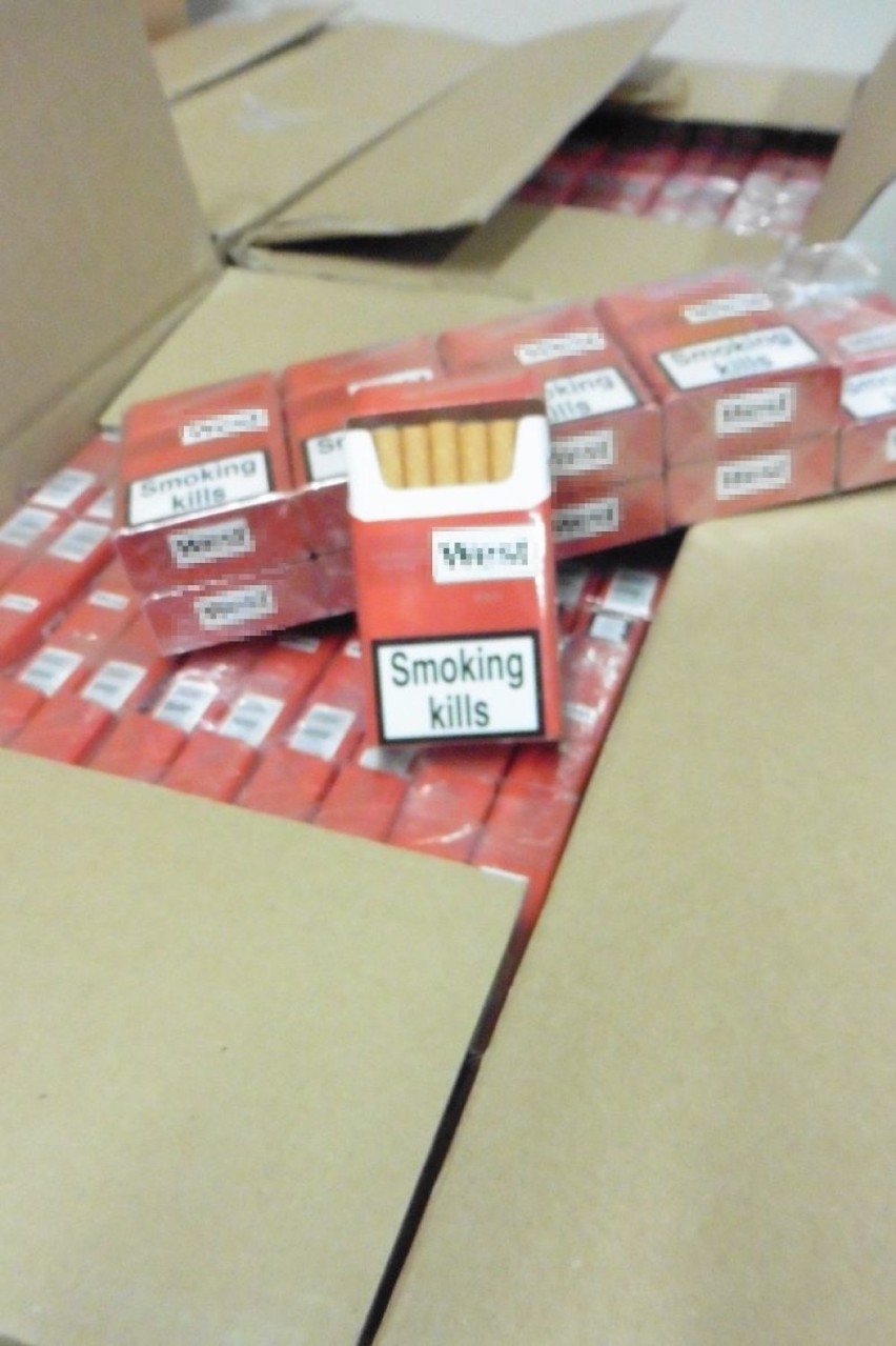 Policjanci przechwycili papierosy bez polskich znaków akcyzy [wideo]
