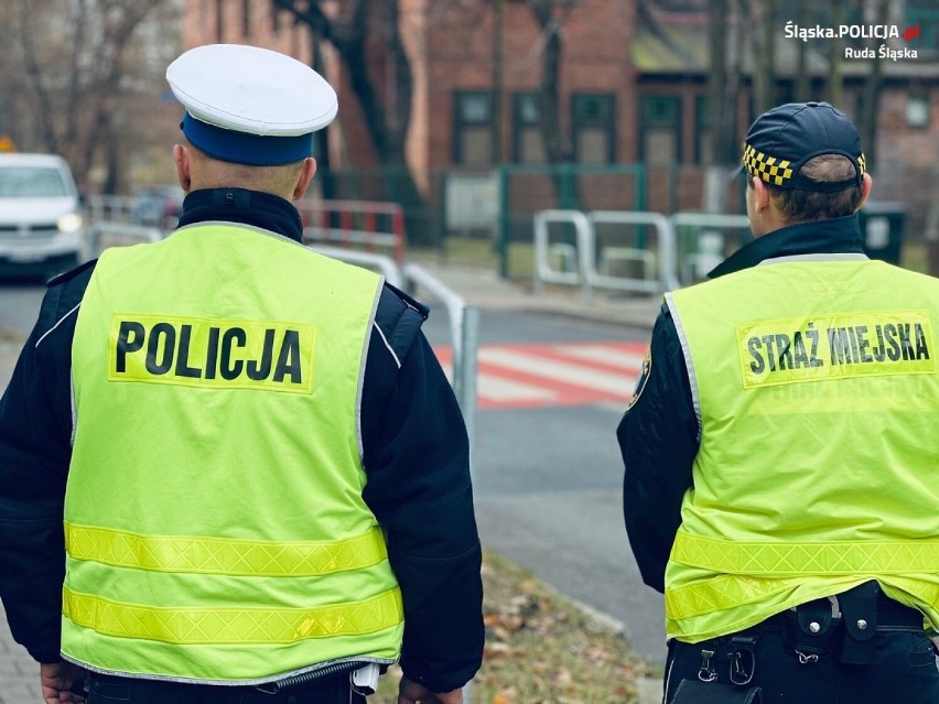 Policja zwracała szczególną uwagę na zachowanie pieszych i kierowców w rejonie przejść dla pieszych - działania NURD w Rudzie Śląskiej