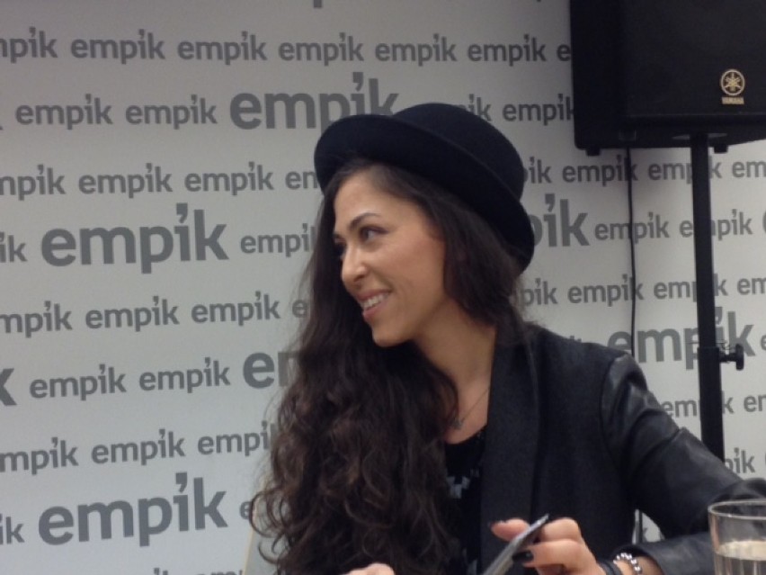 Katowice: Natalia Kukulska spotkała się z fanami w Empiku [ZDJĘCIA+WIDEO]